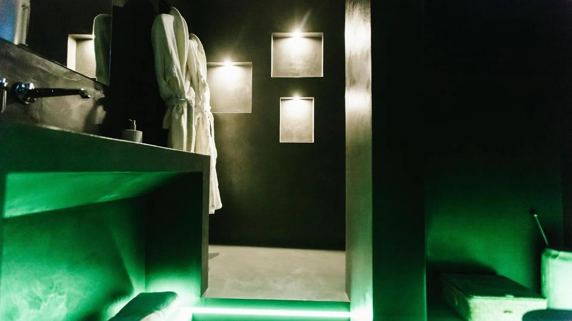 Parenthese Concept Room Toulouse Apartment