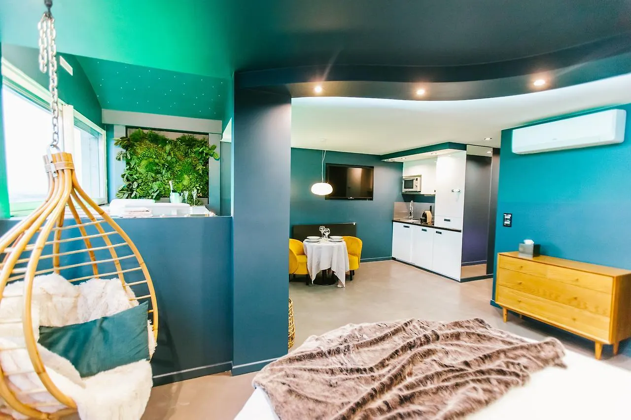 Apartment Parenthese Concept Room Toulouse France